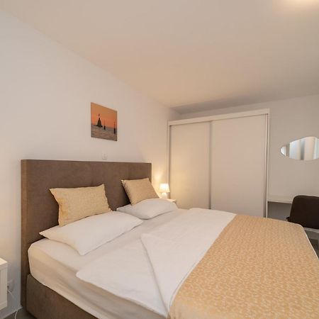 A&V Residence Novigrad Istria Εξωτερικό φωτογραφία